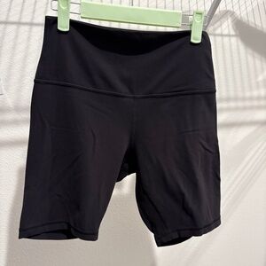 lululemon Align™ High-Rise Short 8", size 8